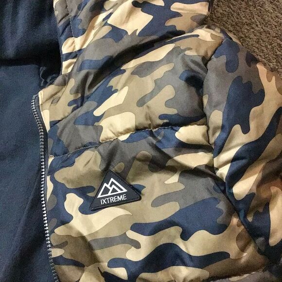 Ixtreme Boys Hooded Color block Puffer Winter Jacket Size 18US - Picture 9 of 11